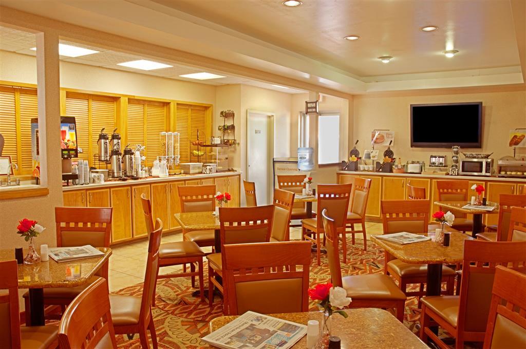 Best Windsor Inn Лаббок Ресторан фото