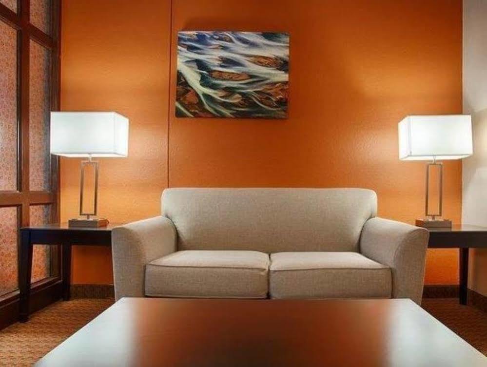 Best Windsor Inn Лаббок Экстерьер фото